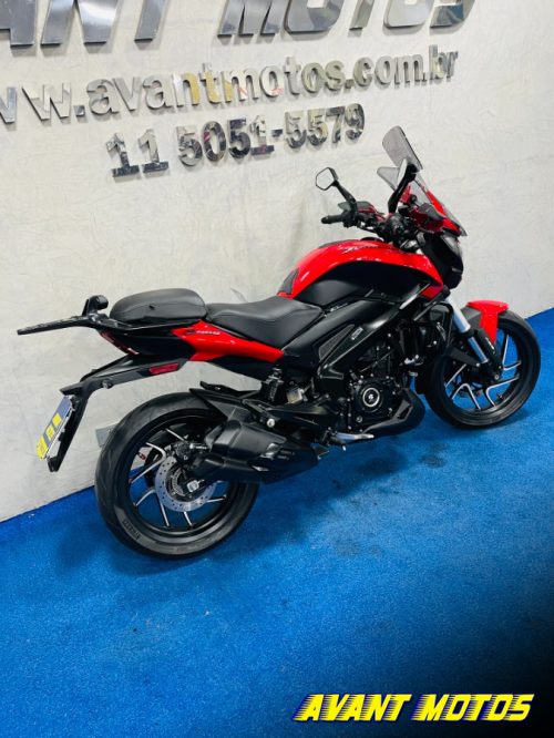 Foto Miniatura Bajaj DOMINAR D400 2025