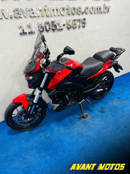 Foto Miniatura Bajaj DOMINAR D400 2025